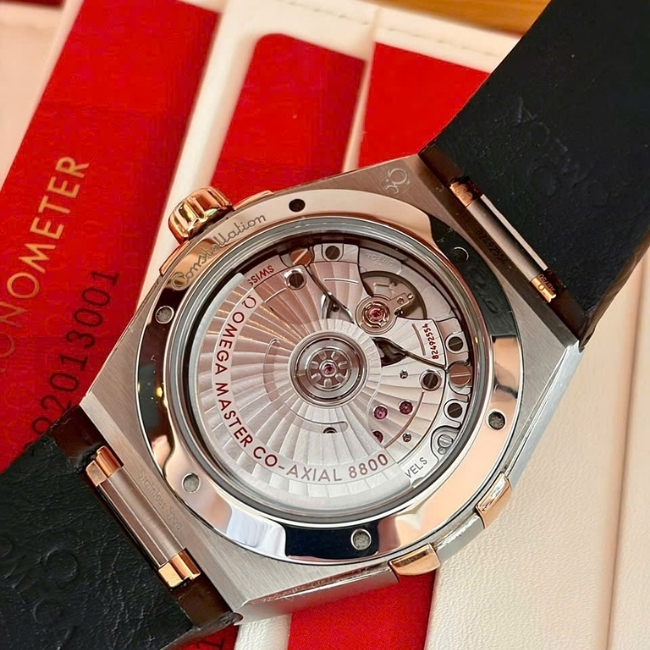 Omega Công tê mặt chocolate - Bezel 18k 39mm Automatic 3