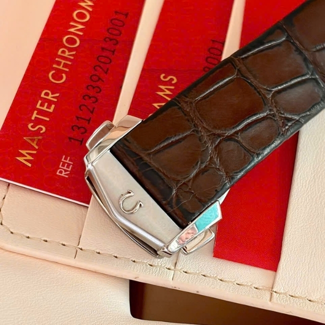 Omega Công tê mặt chocolate - Bezel 18k 39mm Automatic 6