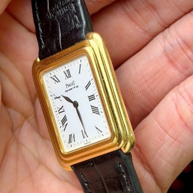 Piaget tank vàng đúc 18k 74121 Quartz - mặt trắng máy pin 2 kim 3