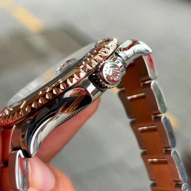 Rolex Yatch Mastet 40mm 126621 mặt số đen - demi vàng hồng 18k 4