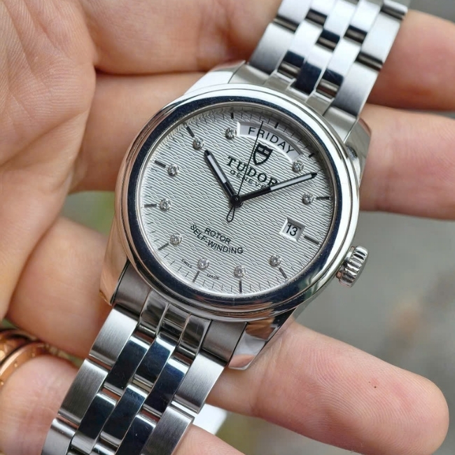 Tudor 56000-0004 Glamour Day Date - Jacquard Silver-Diamond 1