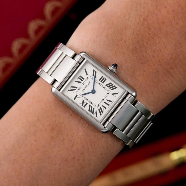 Cartier Tank Must Large Quartz WSTA0052 33.7x25.5mm 1