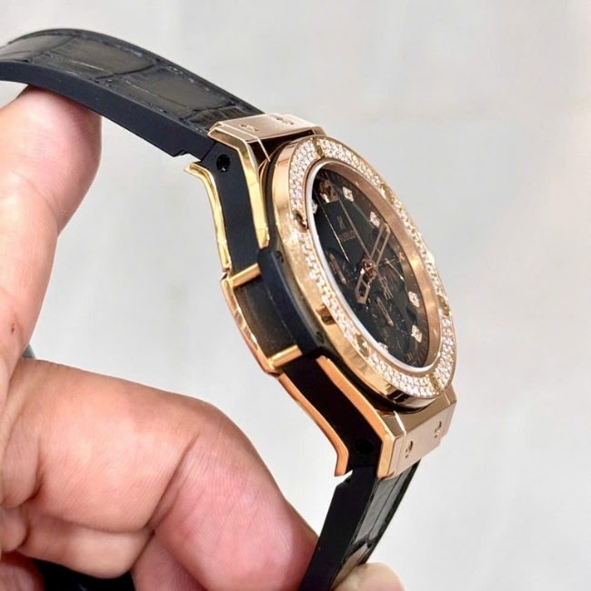 Hublot Big Bang Black 341.PX.1280.VR.1104 Shiny 41mm 18k Diamond 6
