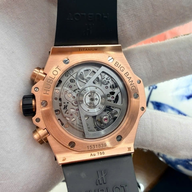 Hublot Big Bang Unico Skeleton king gold 18k 42mm - dây cao su 4