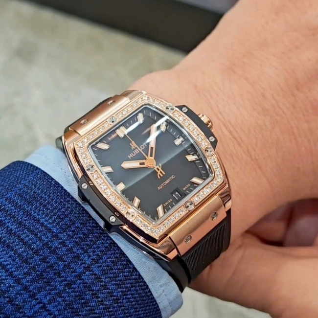 Hublot Spirit Of Big Bang King Gold 18k Diamond Black 662.OX.1180.RX.1204 39mm 1