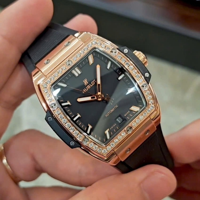 Hublot Spirit Of Big Bang King Gold 18k Diamond Black 662.OX.1180.RX.1204 39mm 4