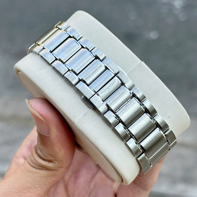 Longines Spirit L3.811.4.93.6 huy hiệu 5 sao - mặt số xanh 42mm 5