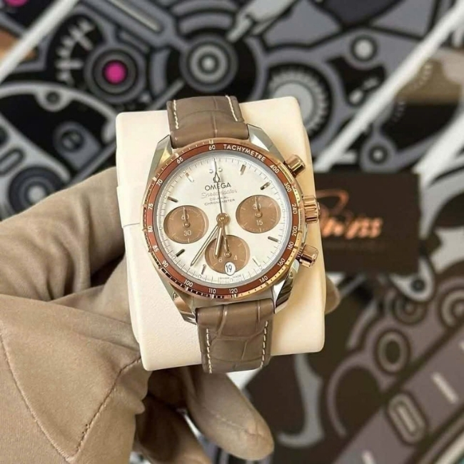 Omega Speedmaster Chronograph 38mm Bezel 18k Sedna Gold 324.23.38.50.02.002 1