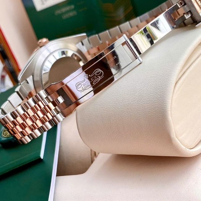 Rolex Datejust 126331 41mm Choco Jubilee Demi hồng 18k cọc Diamond 5