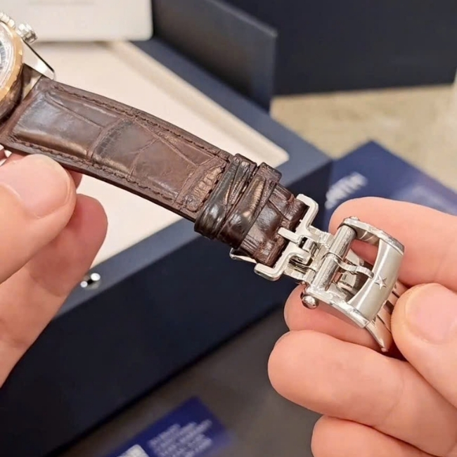 Zenith El Primero Chronograph Bezel 18k 42mm Automatic 5