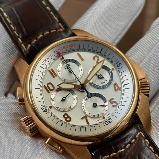 Girard Perregaux R&D 01 Vàng đúc 18k Chronograph dial panda ngược 49931 43mm 2