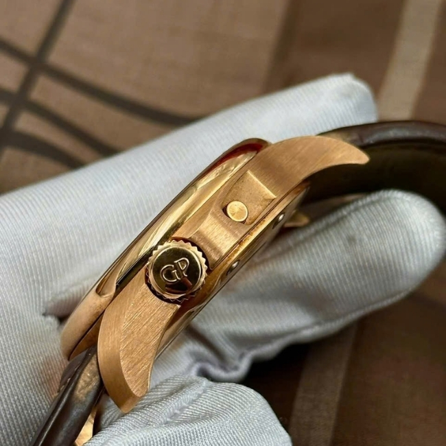 Girard Perregaux R&D 01 Vàng đúc 18k Chronograph dial panda ngược 49931 43mm 3