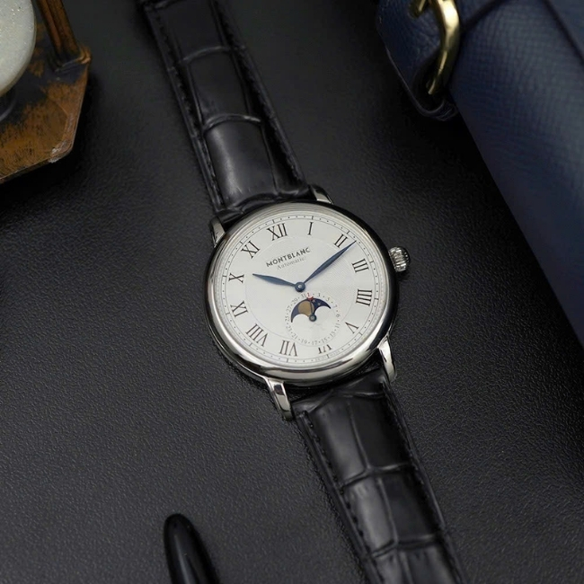 Montblanc Star 126079 Legacy Moonphase 42mm Automatic 2