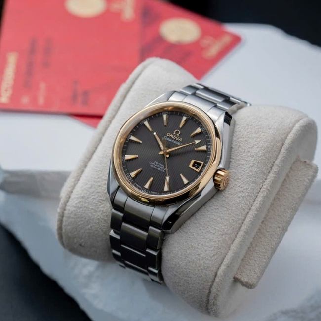 Omega Aqua Terra 150M Bezel 18k mặt số đen - dây thép 38.5mm 1