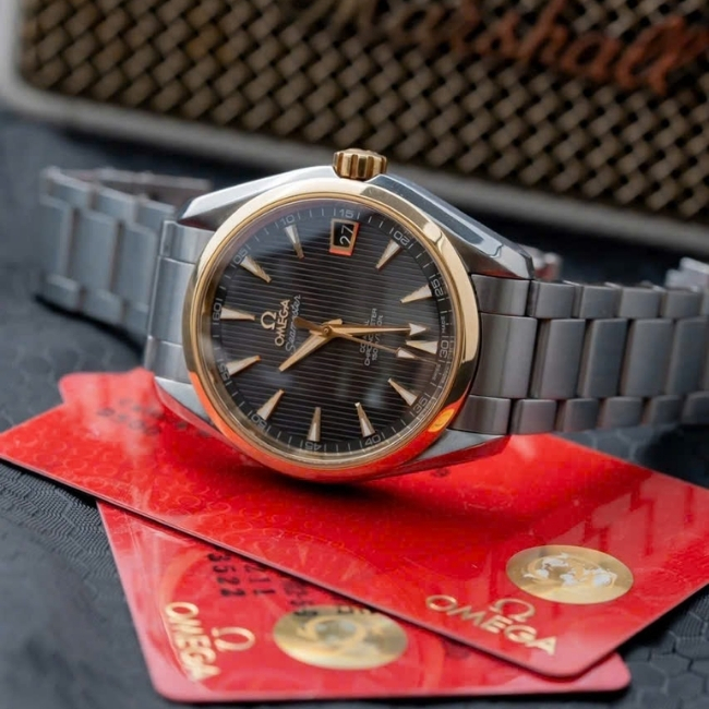 Omega Aqua Terra 150M Bezel 18k mặt số đen - dây thép 38.5mm 2