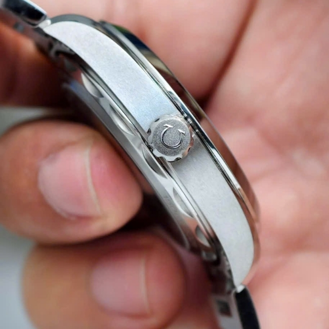 Omega Seamaster Aqua Terra Small Seconds 41mm 220.12.41.21.03.005 4