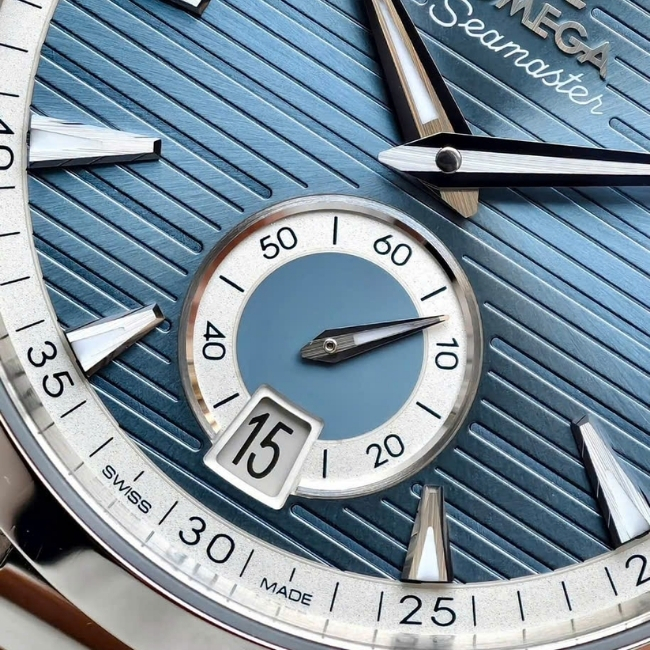 Omega Seamaster Aqua Terra Small Seconds 41mm 220.12.41.21.03.005 5