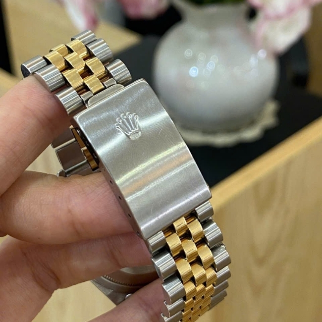 Rolex Datejust 16233 demi vàng 18K - dây Jubilee - Mặt đen cọc số kim cương 2