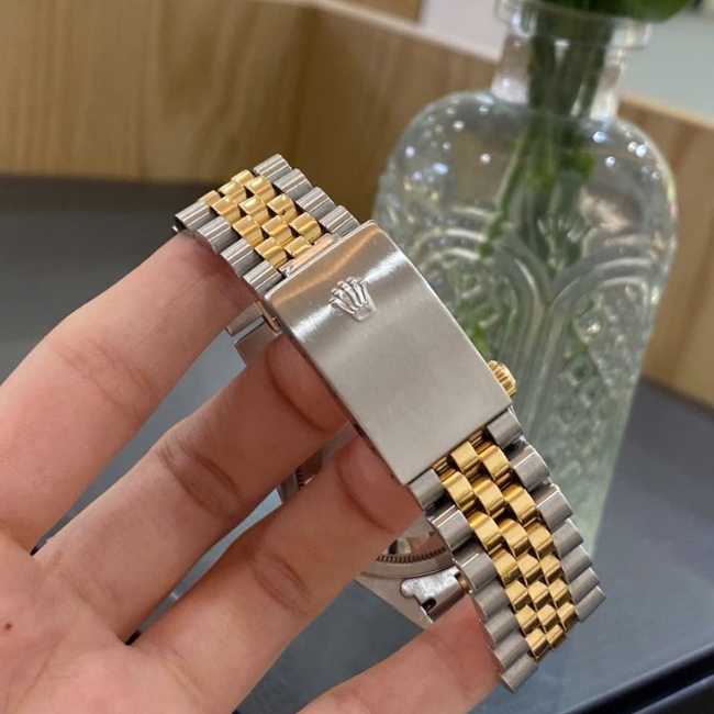 Rolex Datejust 16233 demi vàng 18K - dây Jubilee - Mặt đen cọc số kim cương 6
