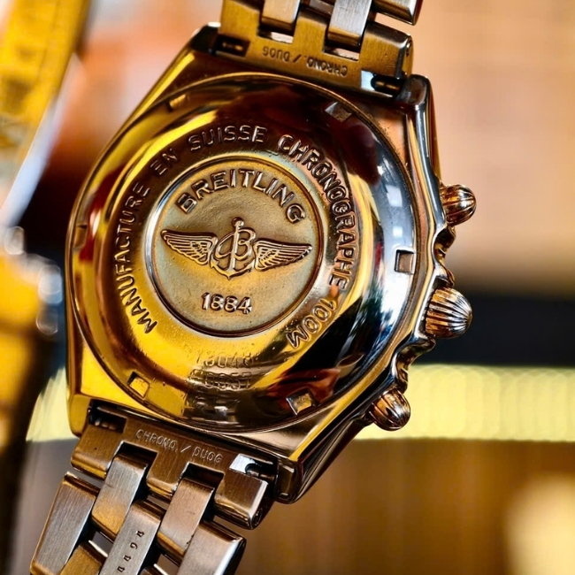 Breitling Chronomat B13048 39mm mặt số đen - Điểm vàng 18k - mặt kính phủ AR chống loá 4