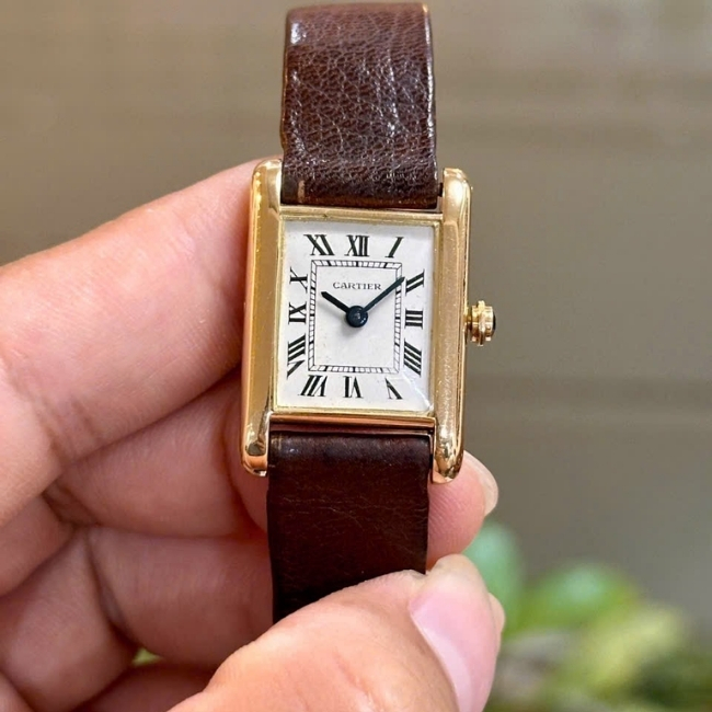 Cartier Tank Louis Cartier Small 18K Yellow Gold 866001 1989 - Máy cót tay 1