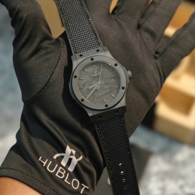 HUBLOT CLASSIC FUSION YOHJI YAMAMOTO ALL BLACK CAMO Limited 300 1