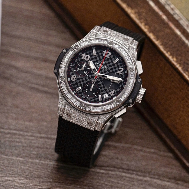 Hublot Big Bang 41mm Lên Full pave Bezel Diamonds Baguette - 342.SB.131.RX 1