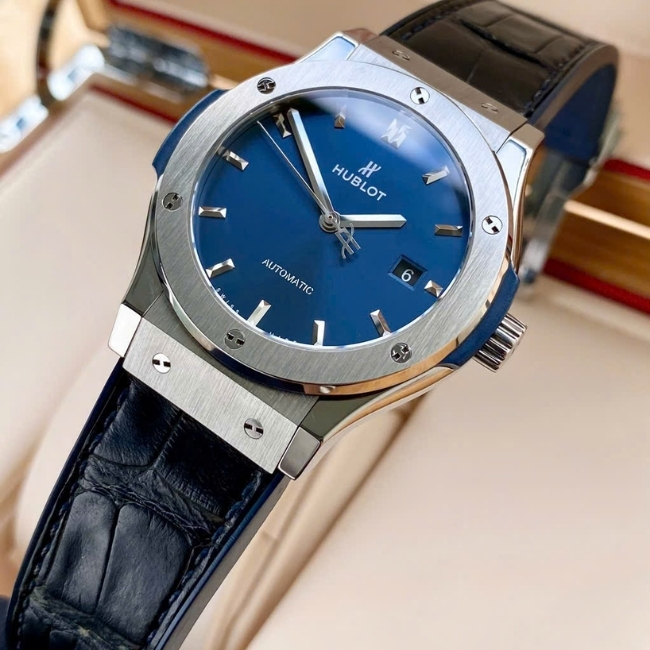 Hublot CF Titanium 42mm mặt xanh dương - 3 kim 1 lịch Auto 1