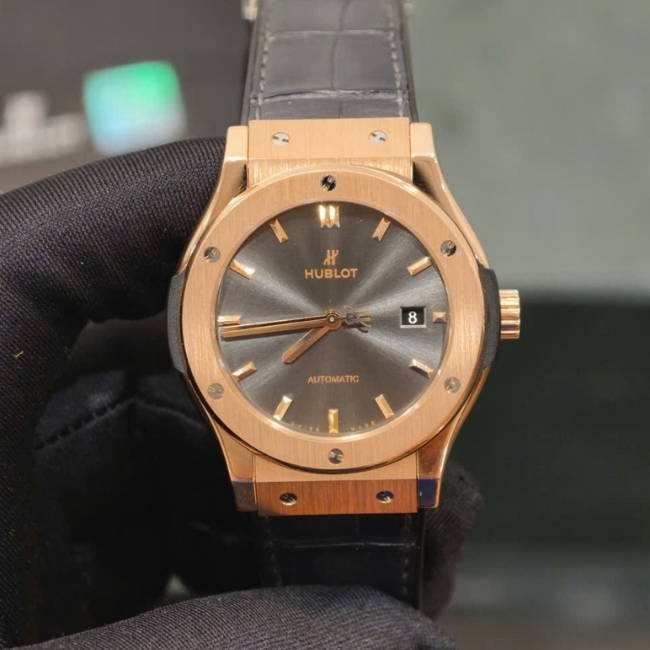 Hublot Classic Fusion 18k King Gold grey xám trải tia Auto 42mm 3