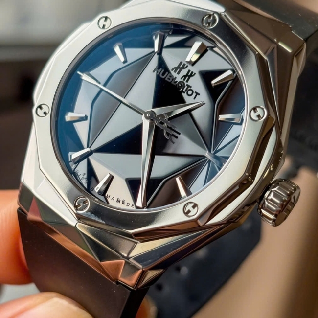 Hublot Orlinski mặt cắt 3D 40mm Titanium - Black Dial 3