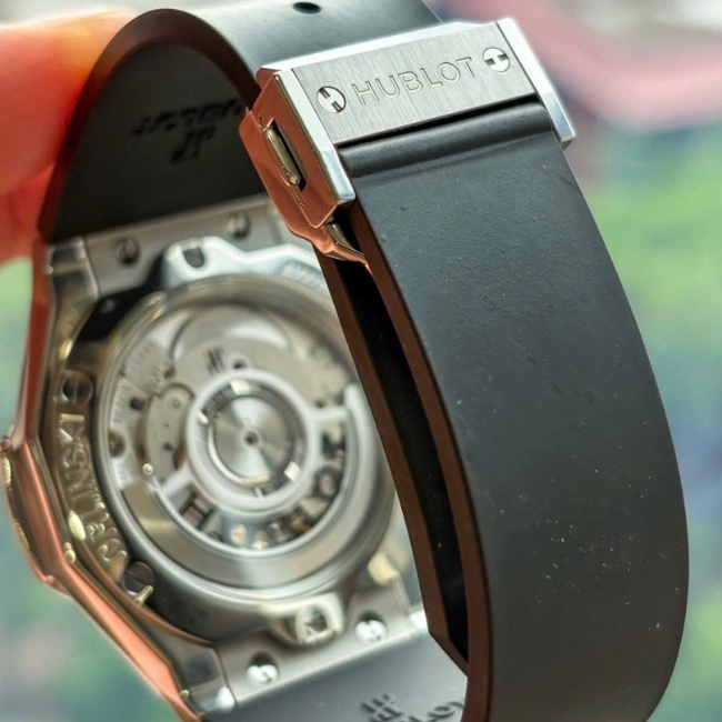 Hublot Orlinski mặt cắt 3D 40mm Titanium - Black Dial 4