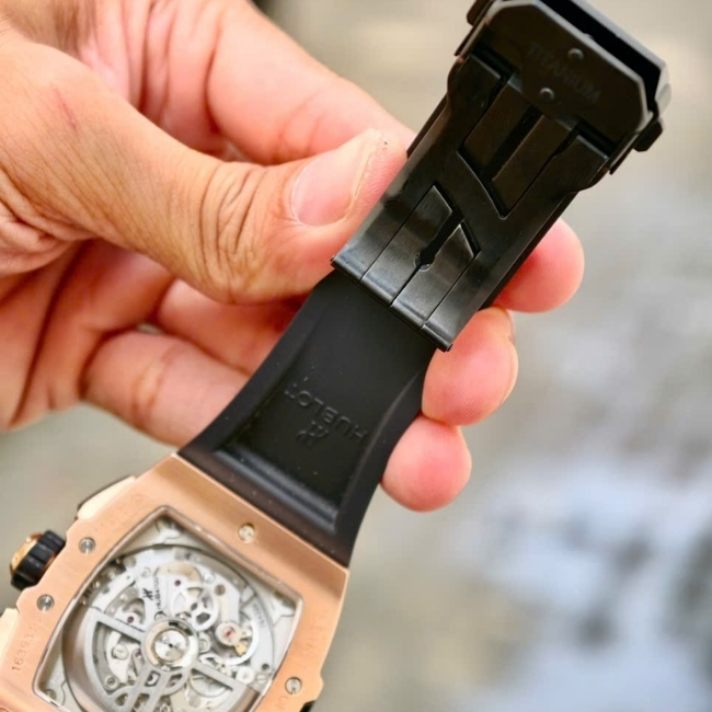 Hublot Spirit Of Big Bang Skeleton 18k King Gold Ceramic 642.OM.0183.RX 42mm 14