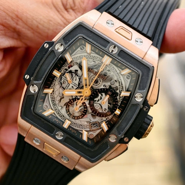 Hublot Spirit Of Big Bang Skeleton 18k King Gold Ceramic 642.OM.0183.RX 42mm 4