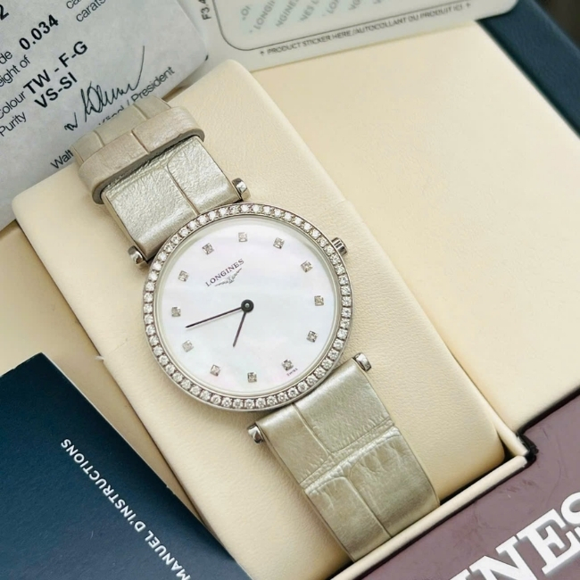 LONGINES La Grande Classique L4.513.0.87.2 29mm MOP Diamond Quartz 3