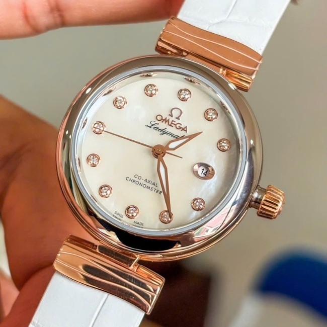 Omega De Ville Ladymatic MOP 18k Diamond 425.22.34.20.55.004 1