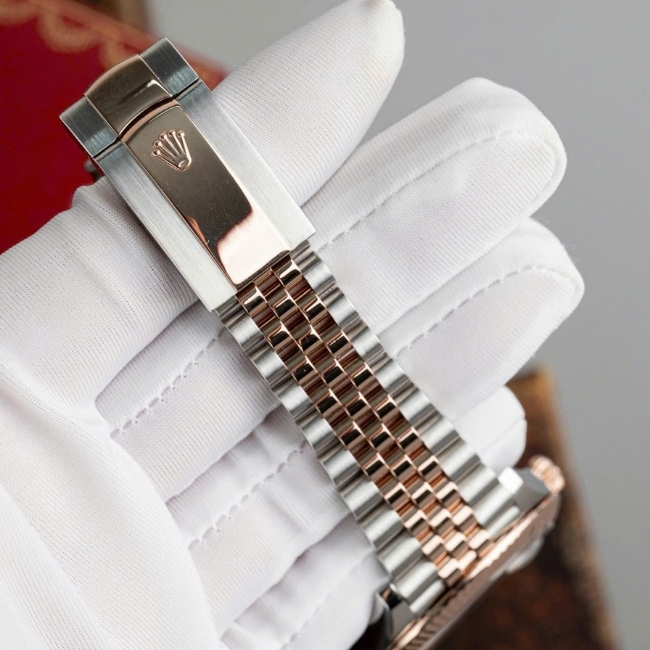Rolex date just 126331 Winbledon Size 41mm 4