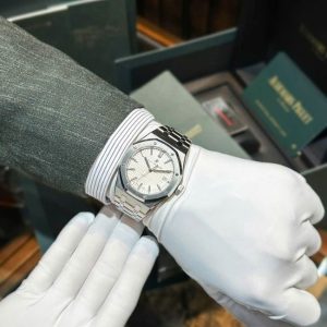 Audemars Piguet Royal Oak 15450ST 37mm Automatic 3