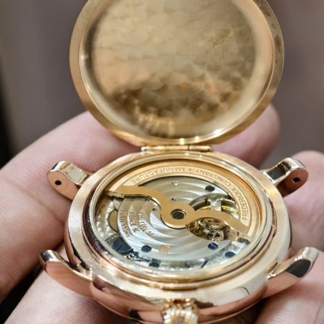 Frederique Constant FC715 trăng sao cạy đáy 40.5mm - Dial White - bọc vàng hồng 4