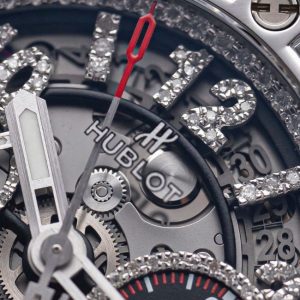 Hublot Big Bang Unico Skeleton Full Diamond 42mm 2