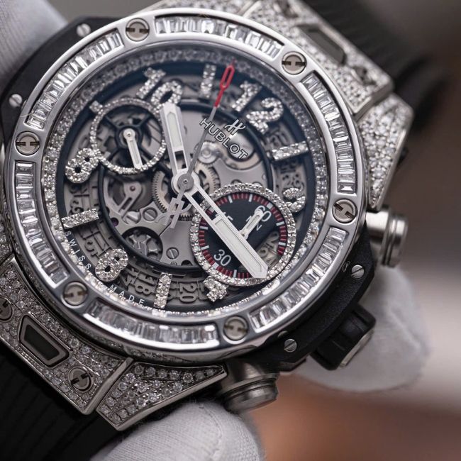 Hublot Big Bang Unico Skeleton Full Diamond 42mm 4 Hublot Big Bang Unico Skeleton Full Diamond 42mm 4
