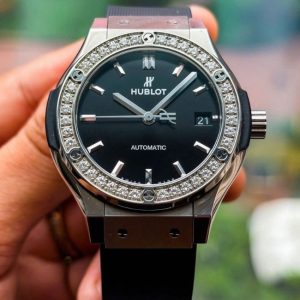 Hublot Classic 38mm Bezel Diamond Black Dial 2