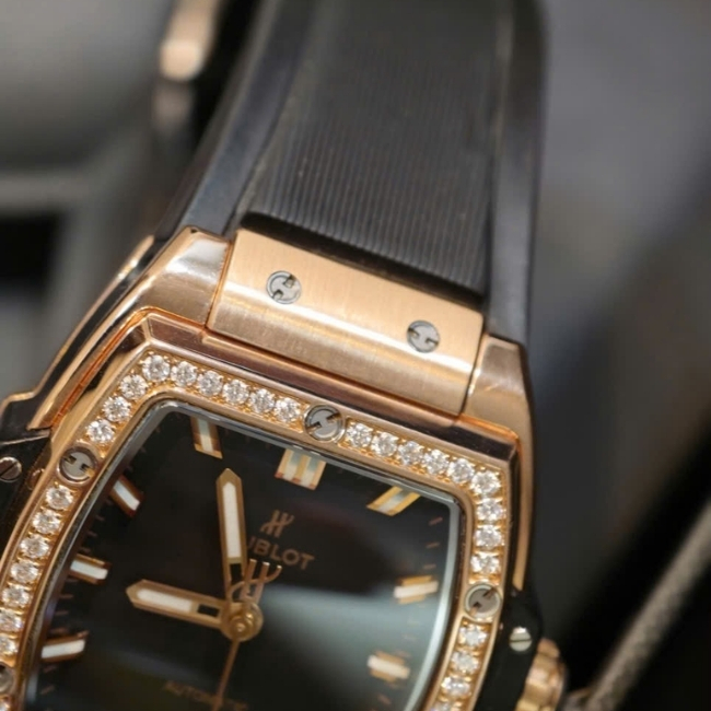 Hublot Spirit Of Big Bang 18k King Gold 39mm - Niềng kim cương zin hãng - Black Dial 2