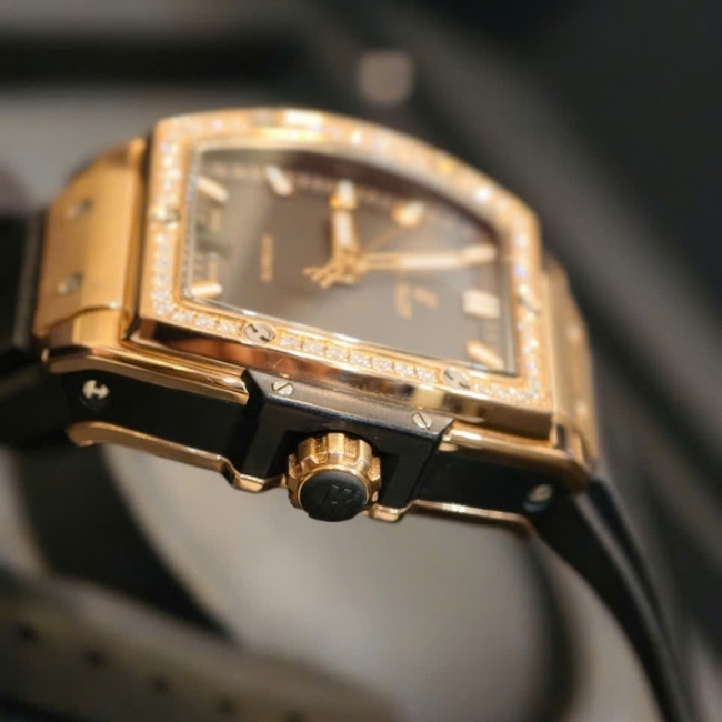 Hublot Spirit Of Big Bang 18k King Gold 39mm - Niềng kim cương zin hãng - Black Dial 5