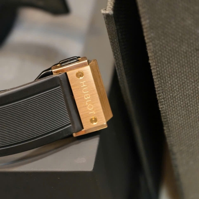 Hublot Spirit Of Big Bang 18k King Gold 39mm - Niềng kim cương zin hãng - Black Dial 6