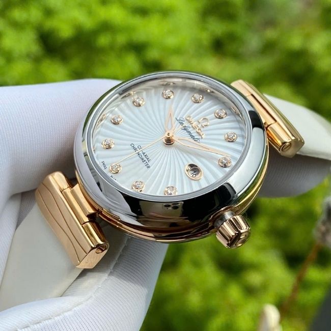 OMEGA De Ville 425.22.34.20.55.001 Lady Matic 34mm nữ demi vàng hồng cọc số kim cương 6 OMEGA De Ville 425.22.34.20.55.001 Lady Matic 34mm nữ demi vàng hồng cọc số kim cương 6