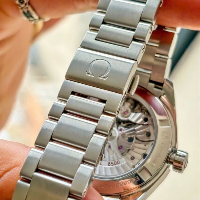 Omega Aqua Terra CoAxial 38.5mm - mặt số trắng vân gỗ 2