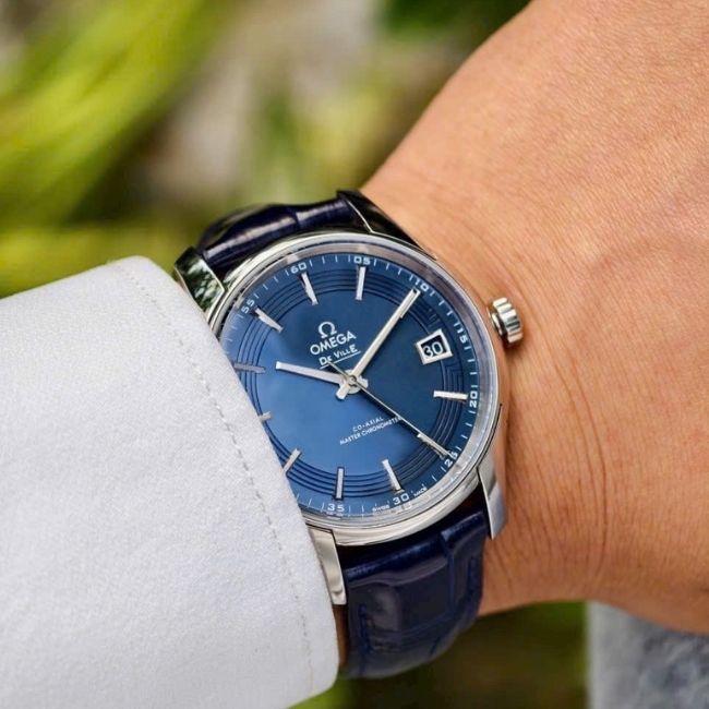 Omega Hour Vision Blue sườn kính lộ máy hai bên 41mm 1 Omega Hour Vision Blue sườn kính lộ máy hai bên 41mm 1