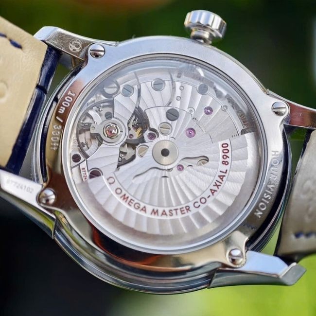 Omega Hour Vision Blue sườn kính lộ máy hai bên 41mm 7 Omega Hour Vision Blue sườn kính lộ máy hai bên 41mm 7