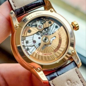 Omega Hour Vision cọc số đính kim cương 18K White Dial 41mm 4