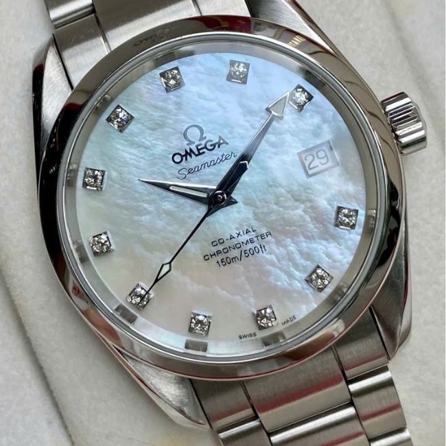 Omega Seamaster Aqua Terra Mid Size Chronometer 25047500 MOP Diamond 2 Omega Seamaster Aqua Terra Mid Size Chronometer 25047500 MOP Diamond 2